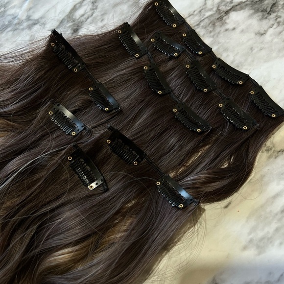 22 Inch  dark roots blonde balayage Clip in Hair Extensions in  water Wave - Picture 5 of 6